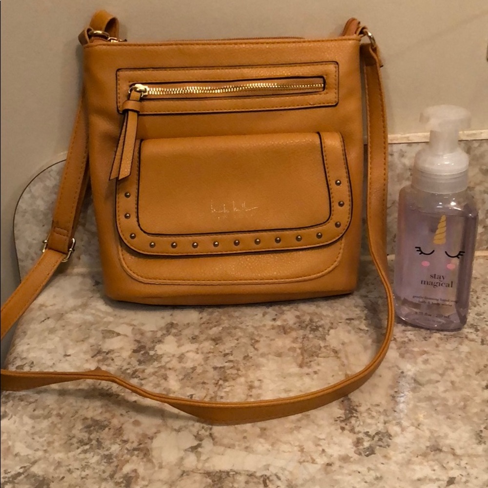 Crossbody - Picture 2 of 5